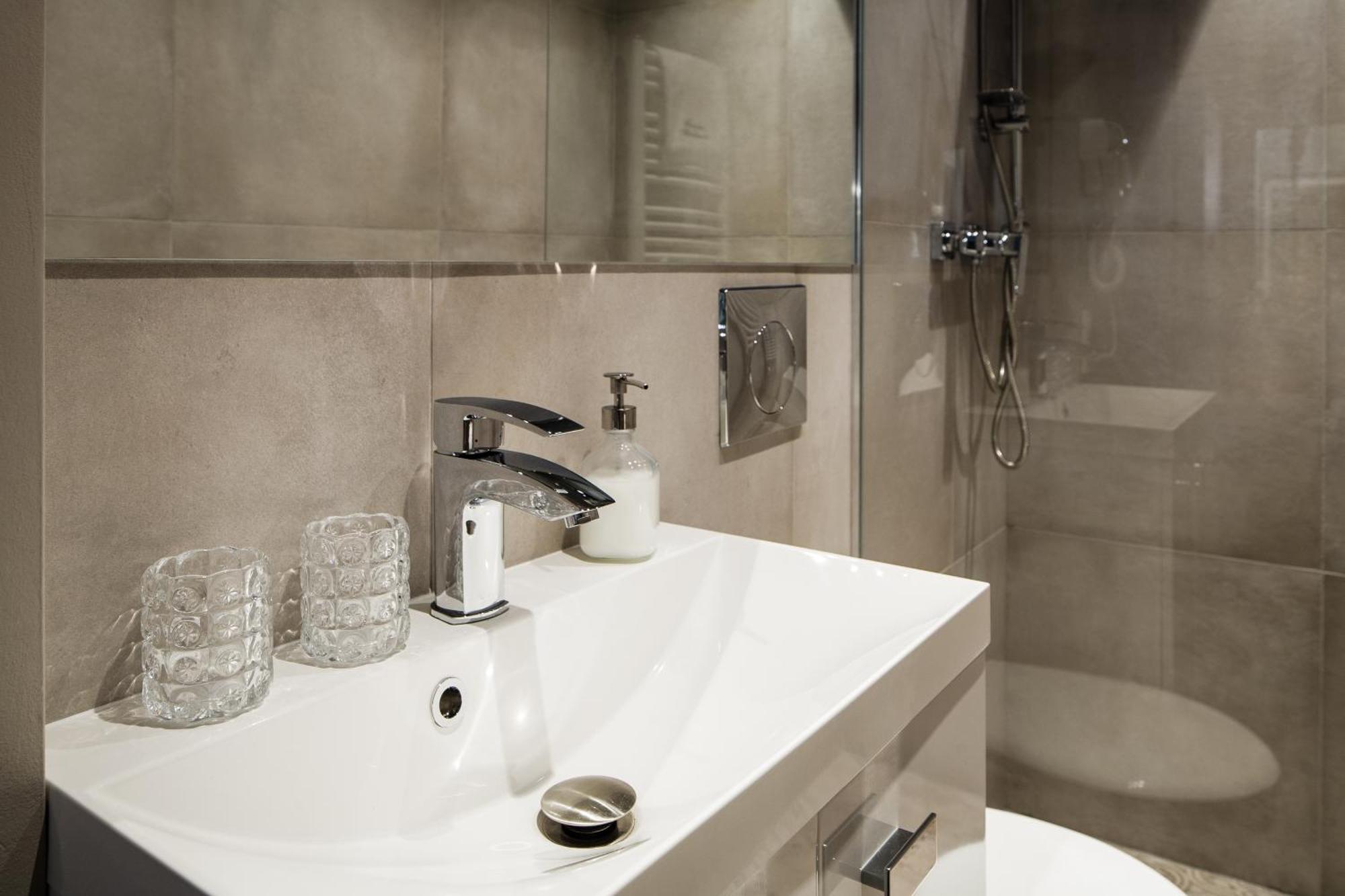 Imagine Apartments Краков Экстерьер фото